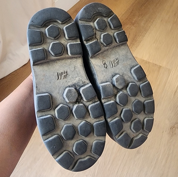 H&M Chelsea toddler boots size 13 - Picture 3 of 3